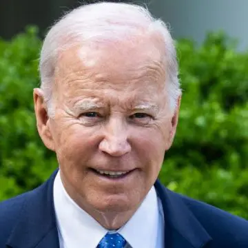 Biden le pide a Trump no dañar las relaciones con México y Canadá