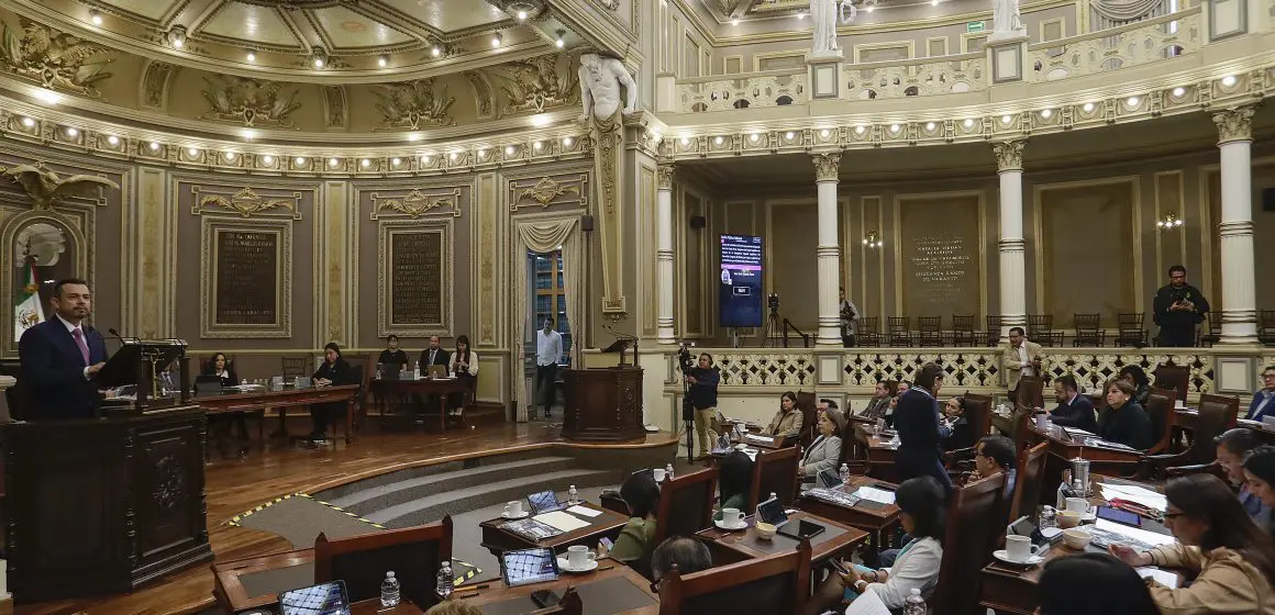 Proponen al Congreso endurecer penas por agresiones a periodistas en Puebla