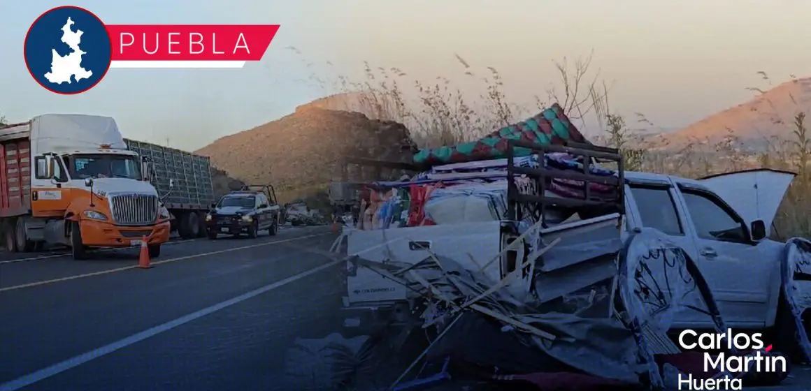 Conductor se queda dormido y choca contra tráiler en la autopista Siglo XXI