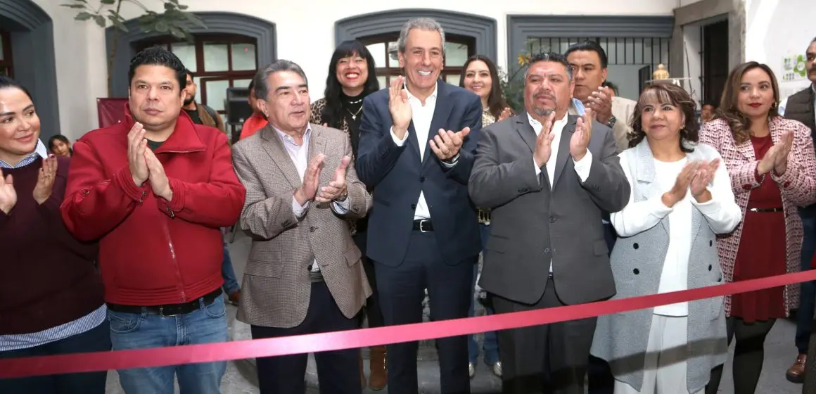 Promueve Gobierno de la Ciudad Expo Artesanal Navideña 2024 en Regidurías