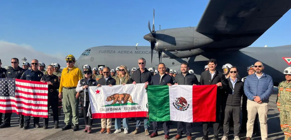 Llega a Los Ángeles delegación mexicana para combatir incendios