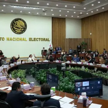 INE aprueba diseño de boletas para elección de jueces y magistrados