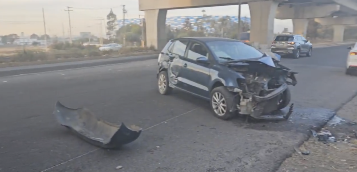 Nuevo accidente en la autopista México-Puebla; hay una lesionada