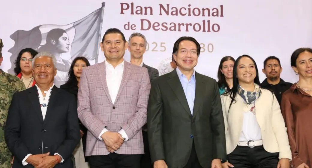 SEP y Gobierno de Puebla refuerzan diálogo para formular el Plan Nacional de Desarrollo