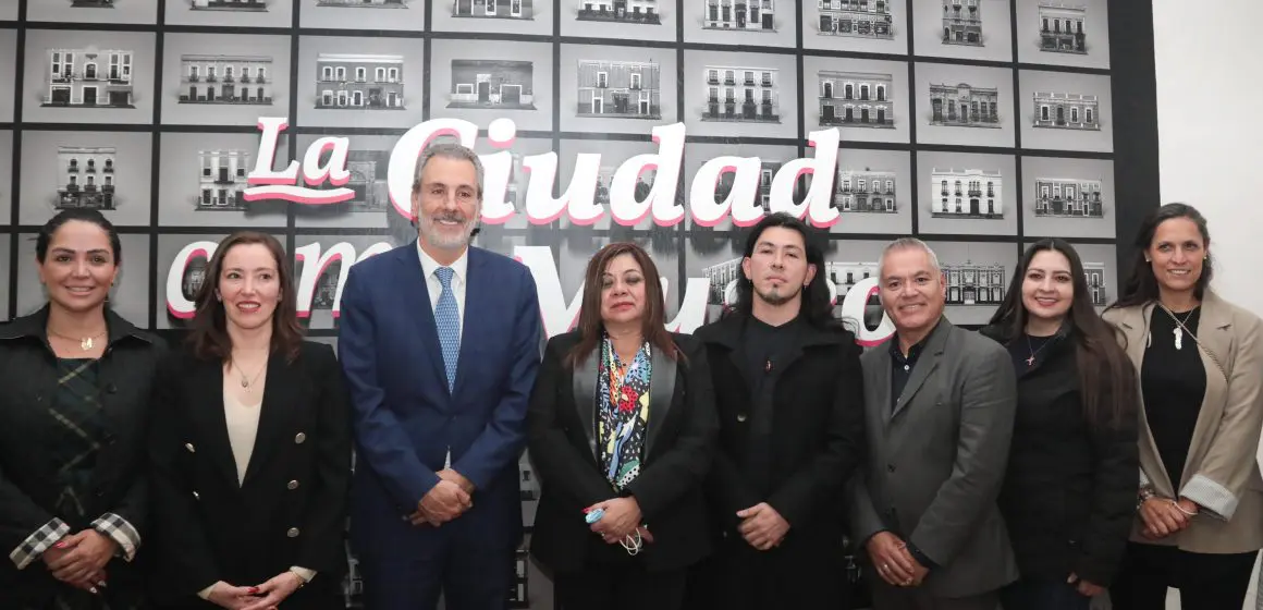 Inauguró Pepe Chedraui la exposición “100 Fachadas, Un Millón de Historias”