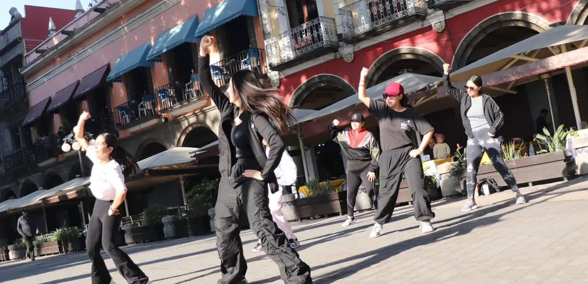 Gran aceptación del “entrenamiento funcional” durante la Vía Recreativa en la ciudad