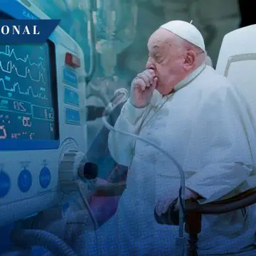 Papa Francisco permanece en estado “crítico” por crisis respiratoria
