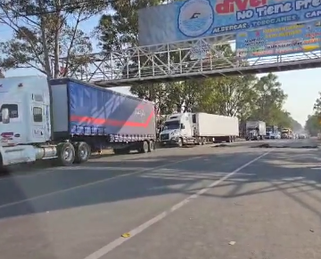 Liberan la carretera federal y de cuota de Atlixco en ambos sentidos