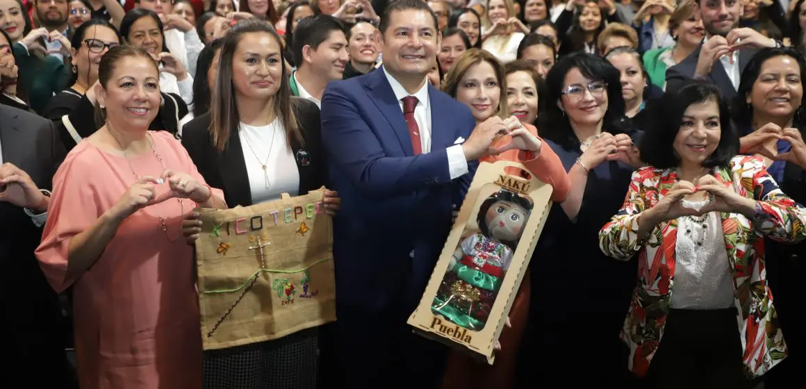 Banca de la Mujer un derecho humano para las poblanas