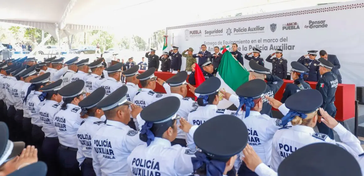 Vivienda y mejores prestaciones para la Policía Auxiliar y estatal: Armenta