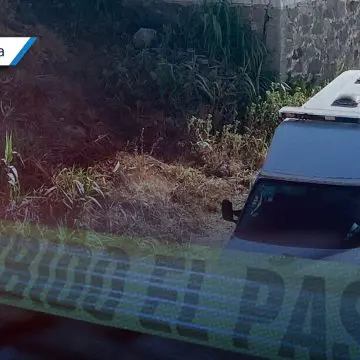 Hallan cadáver junto a vehículo calcinado en Amozoc