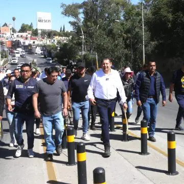 Gobernador Alejandro Armenta anuncia donación de terrenos para viviendas