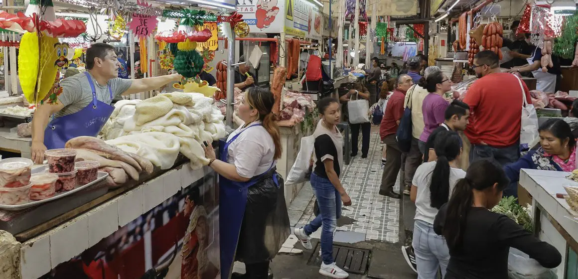 Vacíos 2 mil locales en mercados de Puebla; buscan modernizarlos