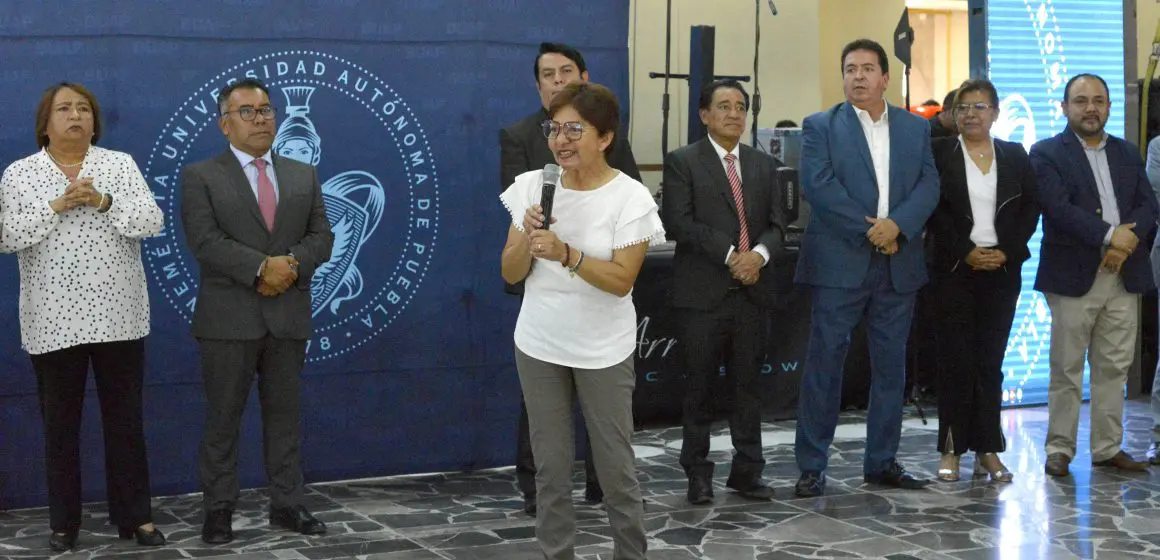 BUAP celebra el Día del Maestro con incremento del 15% en bonos para docentes