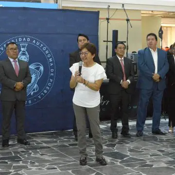 BUAP celebra el Día del Maestro con incremento del 15% en bonos para docentes