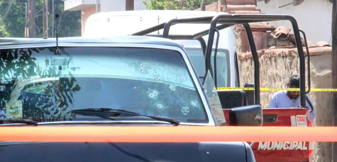 Hombre asesinado a balazos en Coronango, dentro de una camioneta
