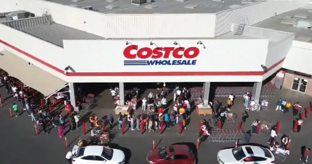 Animal sorprende a clientes de Costco Puebla 1 Animal sorprende a clientes de Costco Puebla