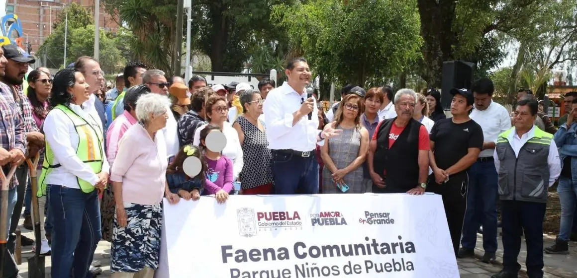 Colonos demuestran su amor a Puebla con Faena Comunitaria