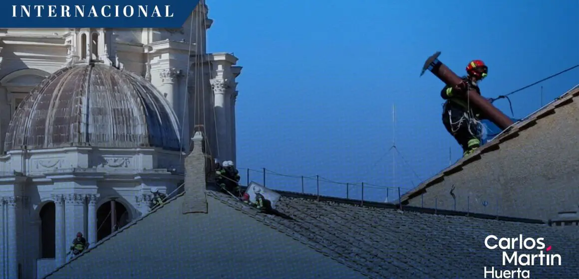 Instalan chimenea en la Capilla Sixtina para el cónclave