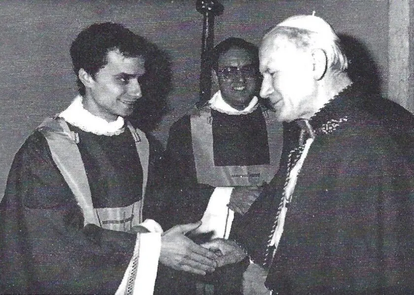 Robert Prevost es el nuevo Papa León XIV; conócelo 3 Leon XIV Juan Pablo II
