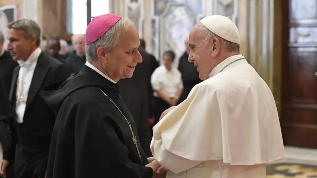 Robert Prevost es el nuevo Papa León XIV; conócelo 4 Robert Prevost y Papa Francisco