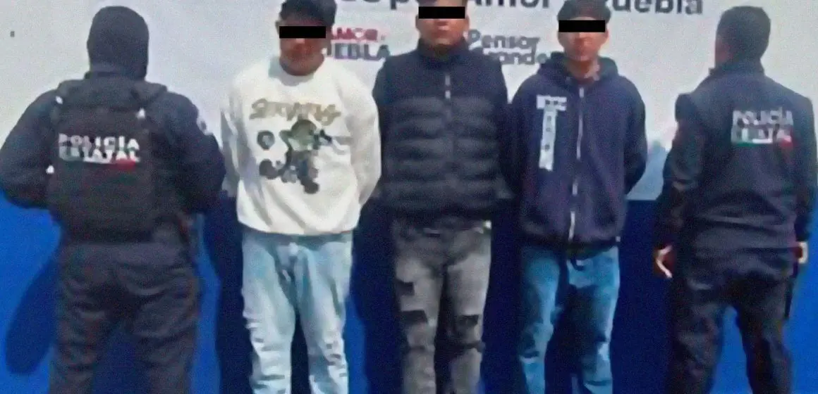 Detiene Policía Estatal a tres presuntos asaltantes de la ruta Puebla-Amozoc