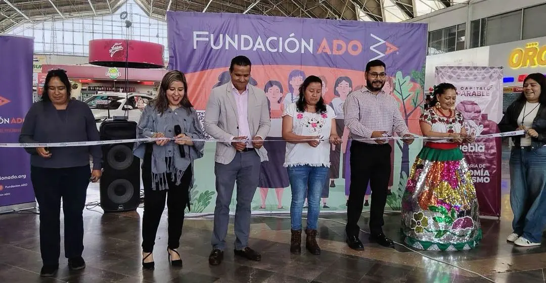 Gobierno de la Ciudad y Fundación ADO inauguran Mercadito Artesanal en la CAPU