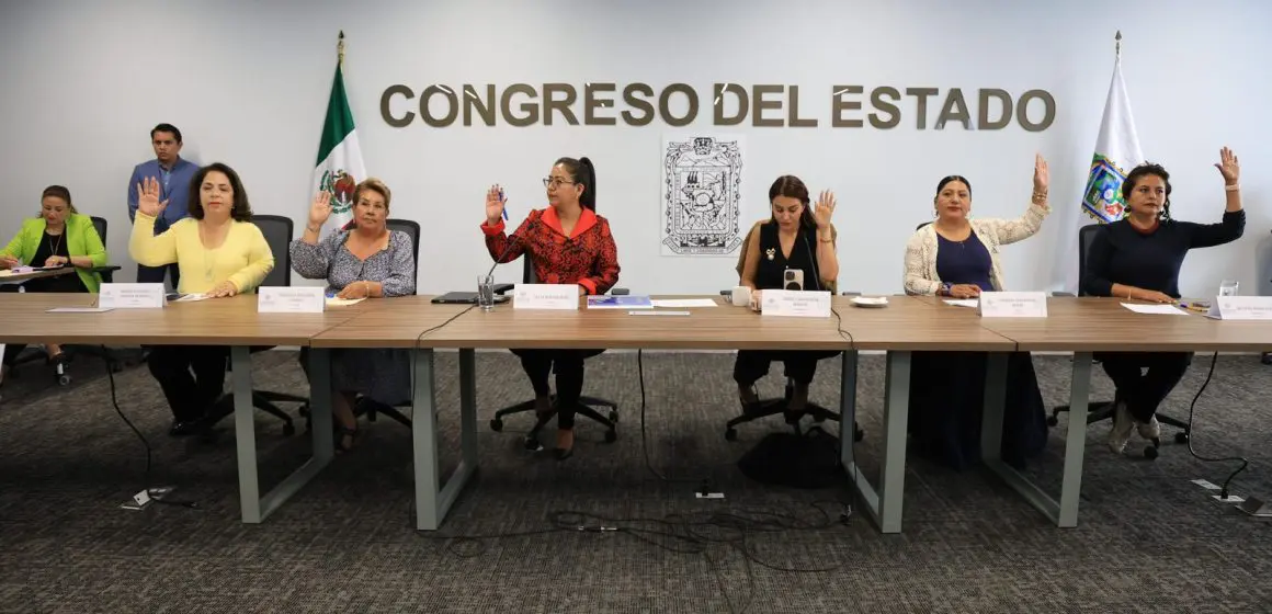 Avalan en Comisión del Congreso propuesta para difundir beneficios de lactancia materna