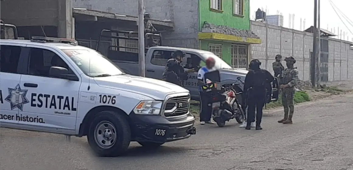 Autoridades aseguran a nueve migrantes colombianos en Cuautlancingo