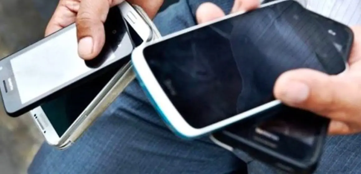 Robo de 100 celulares en tienda Telcel de Puebla