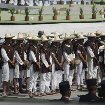 Desfile Cívico Militar 2025: Conmemora el 163 Aniversario de la Batalla de Puebla