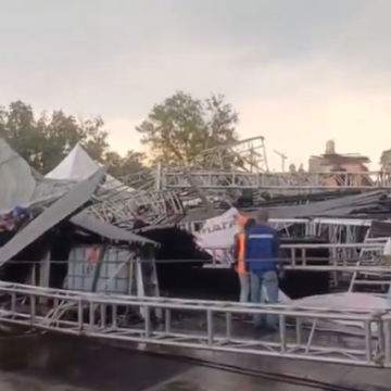 Emergencia en Gustavo A. Madero de CDMX: Escenario se derrumba antes del show por el Día de las Madre