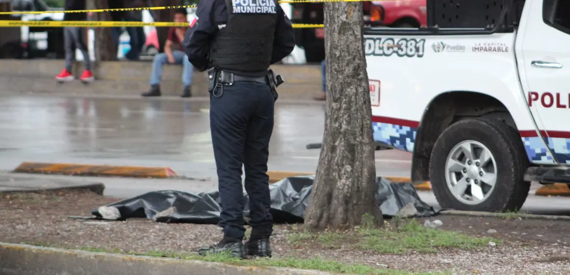 Hallan hombre sin vida en el bulevar Norte de Puebla cerca del Mercado Hidalgo