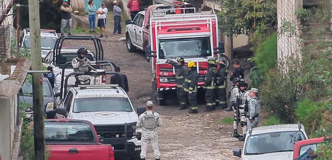 Hallazgo de cadáveres en Puebla: Dos personas encontradas bajo lodo y hierba en San José Los Cerritos