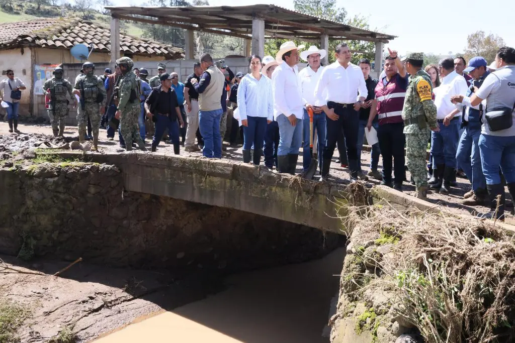 Gobernador Armenta lidera apoyo a damnificados por tromba en Chignahuapan 1 ARMENTA 2