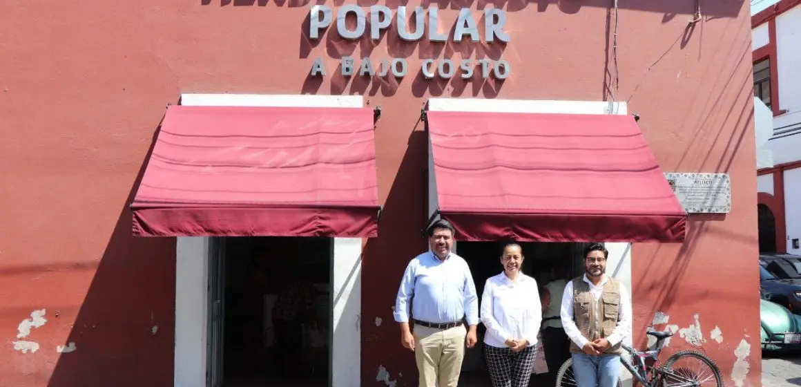 Tienda de abasto y farmacia municipal benefician a más de 19,000 familias en Atlixco