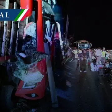 Accidente de autobús ADO que salió de Puebla deja 2 muertos y 20 heridos