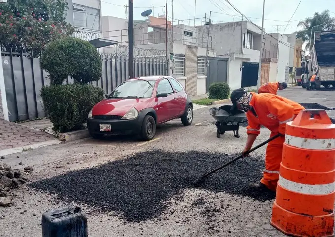 Bacheando Puebla avanza con el despliegue de 25 cuadrillas en la ciudad 2 Bacheando Puebla avanza con el despliegue de 25 cuadrillas en la ciudad 2