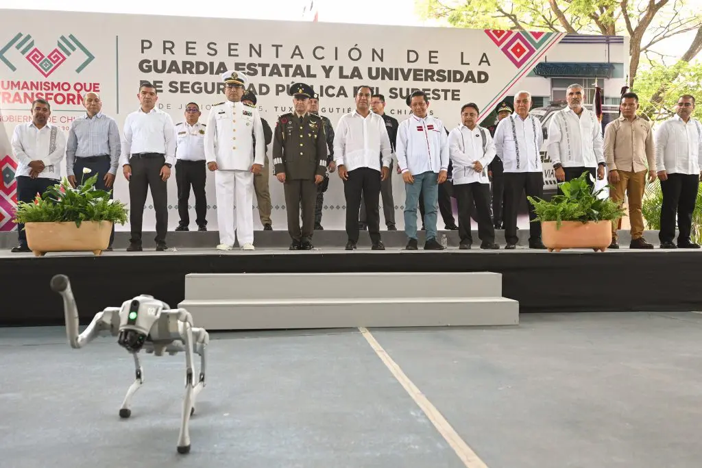 Chiapas impulsa estrategia de seguridad con drones artillados y perro robótico 2 Chiapas impulsa estrategia de seguridad con drones artillados y perro robotico 3