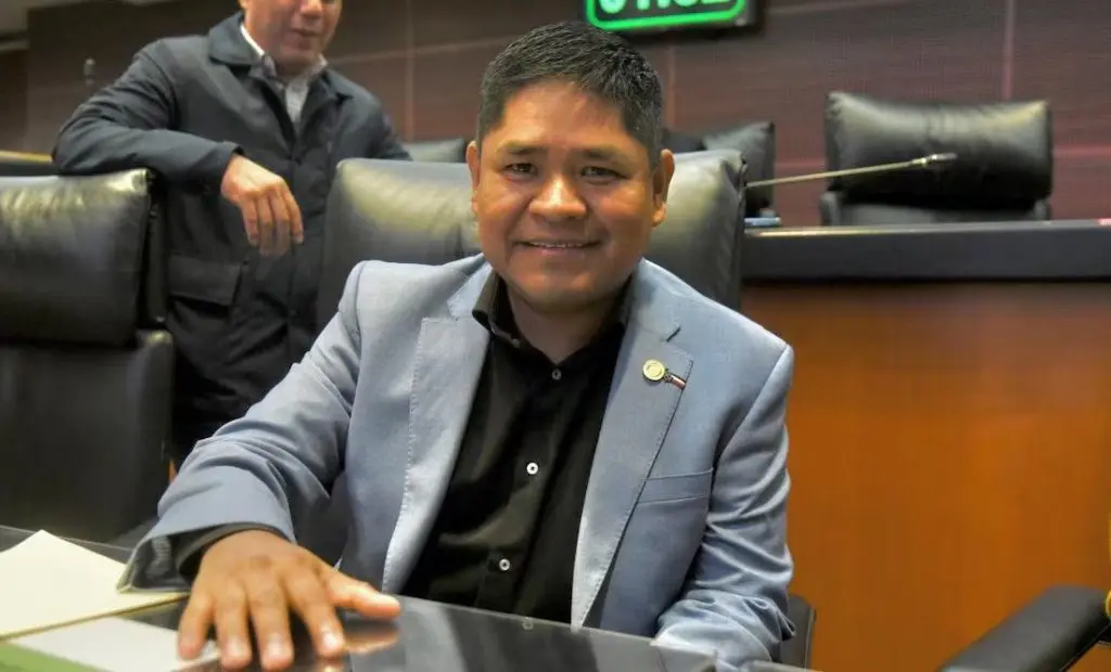 Erasmo Catarino, exganador de La Academia, rinde protesta como senador de la República 1 GuaLp6SWsAA6C S