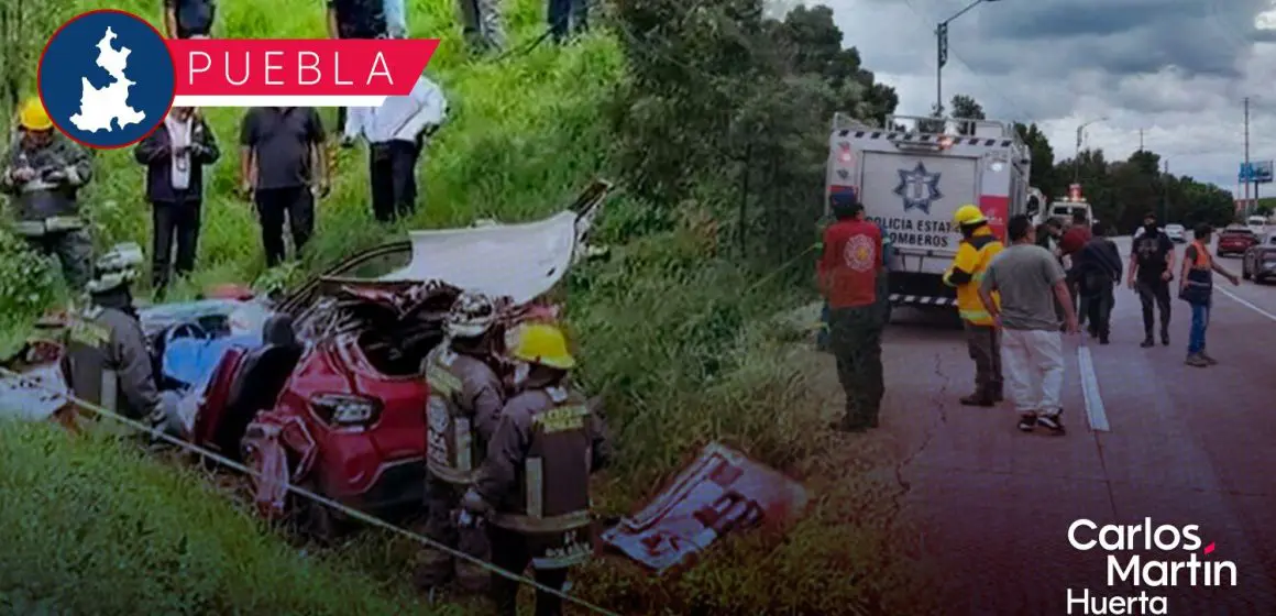 En Periférico Ecológico hombre muere prensado tras volcadura
