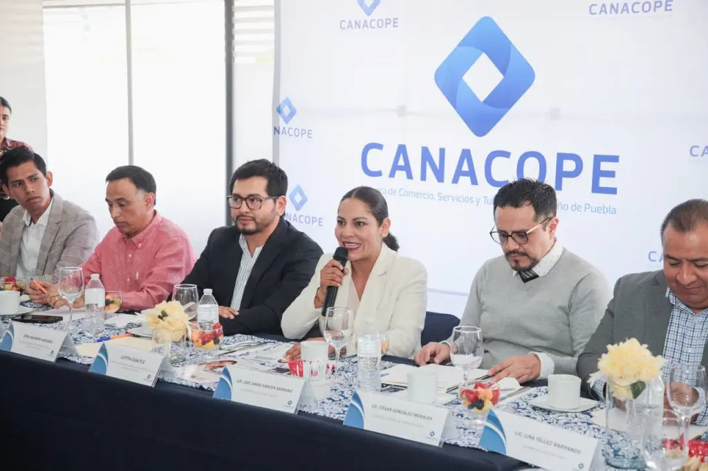 Lupita Cuautle y CANACOPE consolidan alianza estratégica para impulsar el crecimiento empresarial 2 Lupita Cuautle y CANACOPE consolidan alianza estrategica para impulsar el crecimiento empresarial 4
