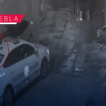 Policía municipal es captado robando autopartes en Agua Santa; se investiga