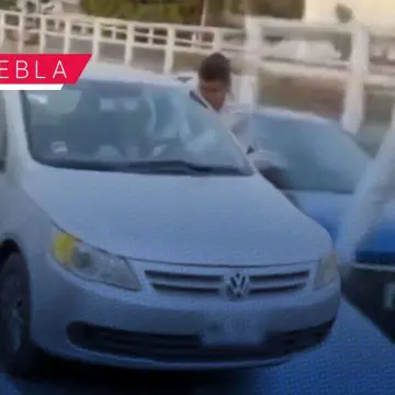 Taxistas de la CAPU agreden a automovilista; creían que era Uber