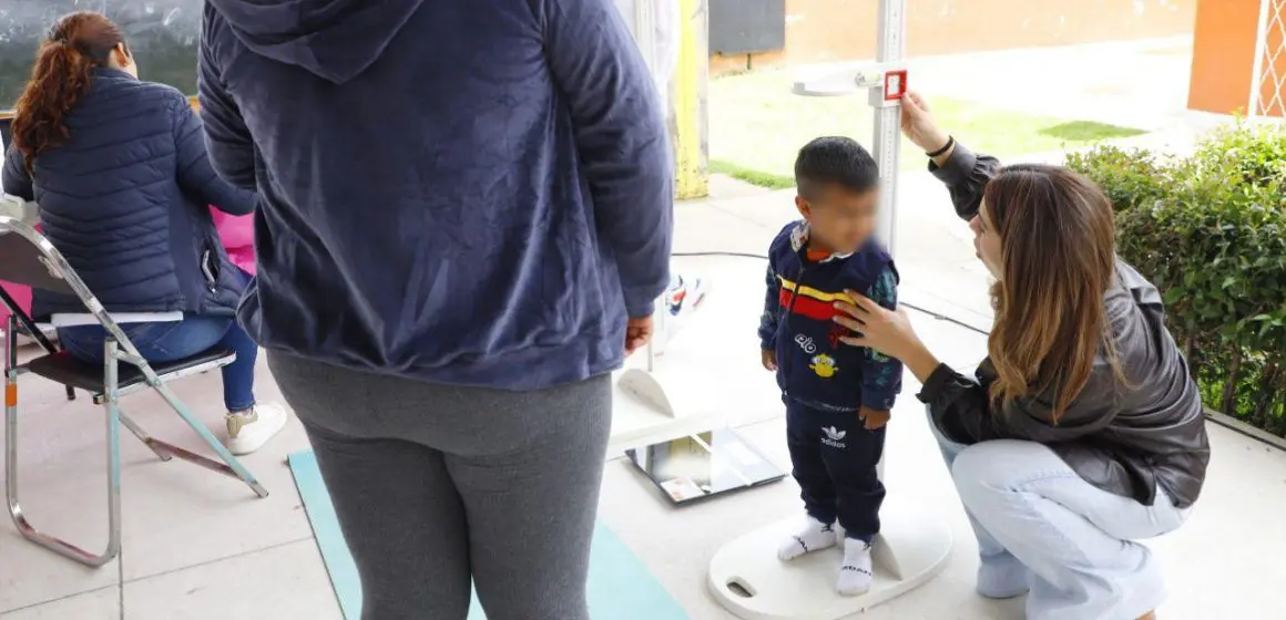 DIF Municipal de Puebla, atiende a 113 niños con desnutrición en San Miguel Espejo