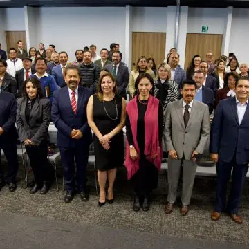 Educación, vital para desarrollo y transformación, afirma Laura Artemisa en Foro
