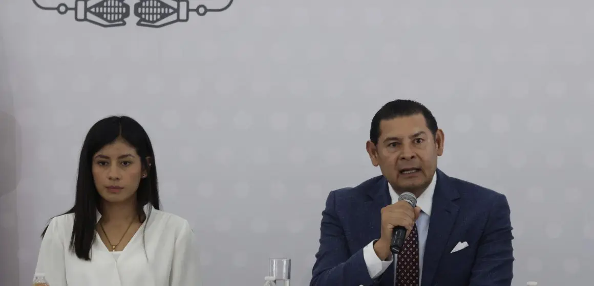 Gobierno de Puebla responde a redadas migratorias en EE.UU. con estrategia de defensa legal