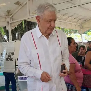 AMLO participa en elección histórica del Poder Judicial en Chiapas