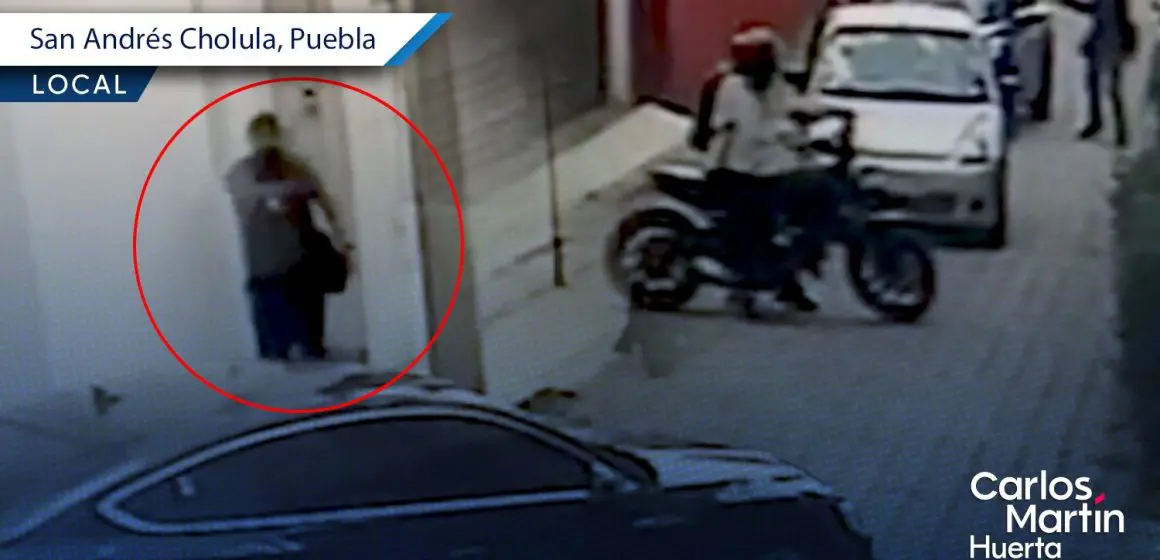 A plena luz del día, hombres armados asaltan a automovilista en Morillotla