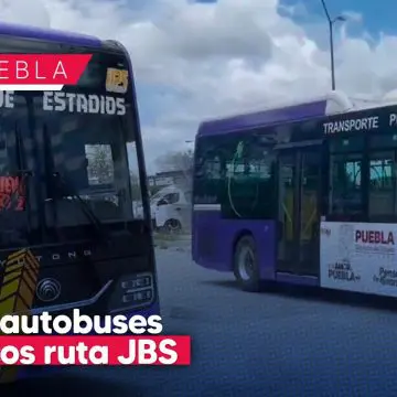 Así lucen las nuevos camiones de la ruta JBS morados